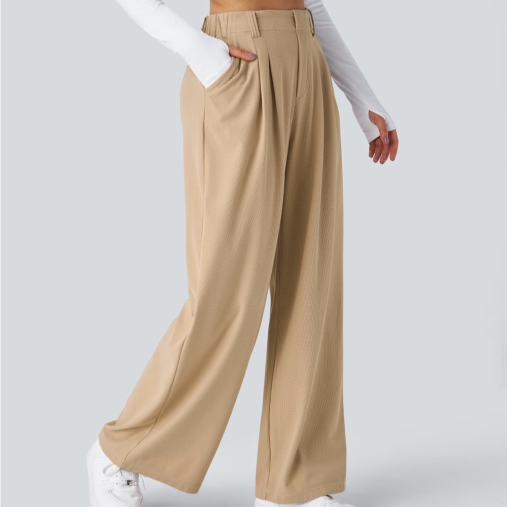 Halara Flex High Waisted Pocket
Wide Leg Waffle Work Pants